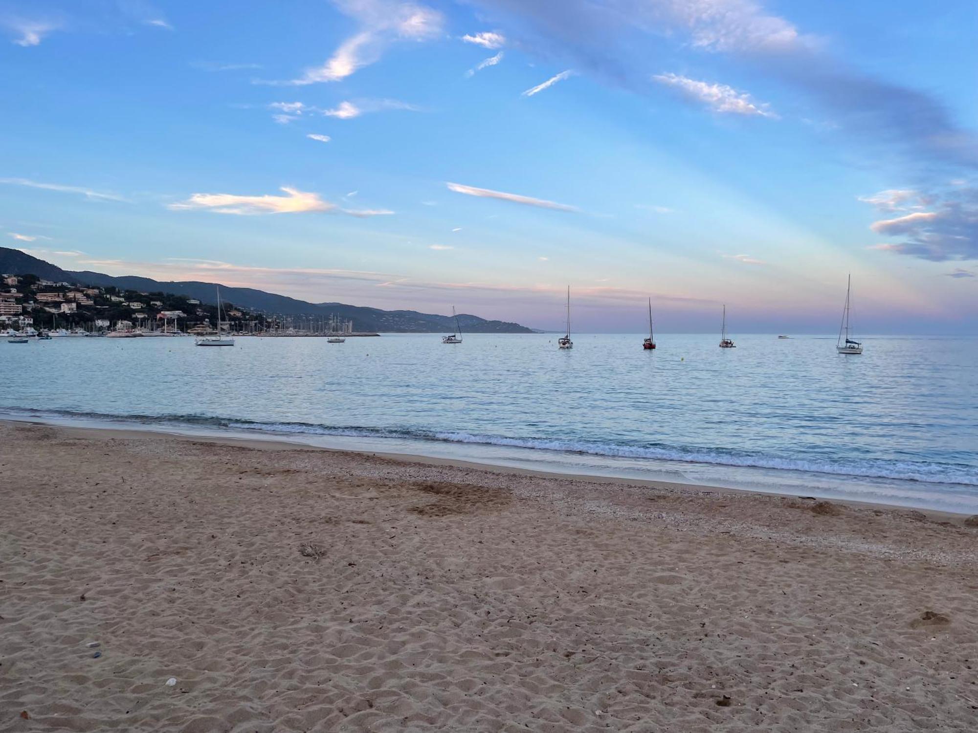 T3 A 300M Plage Avec Piscine Tennis Le Lavandou Extérieur photo