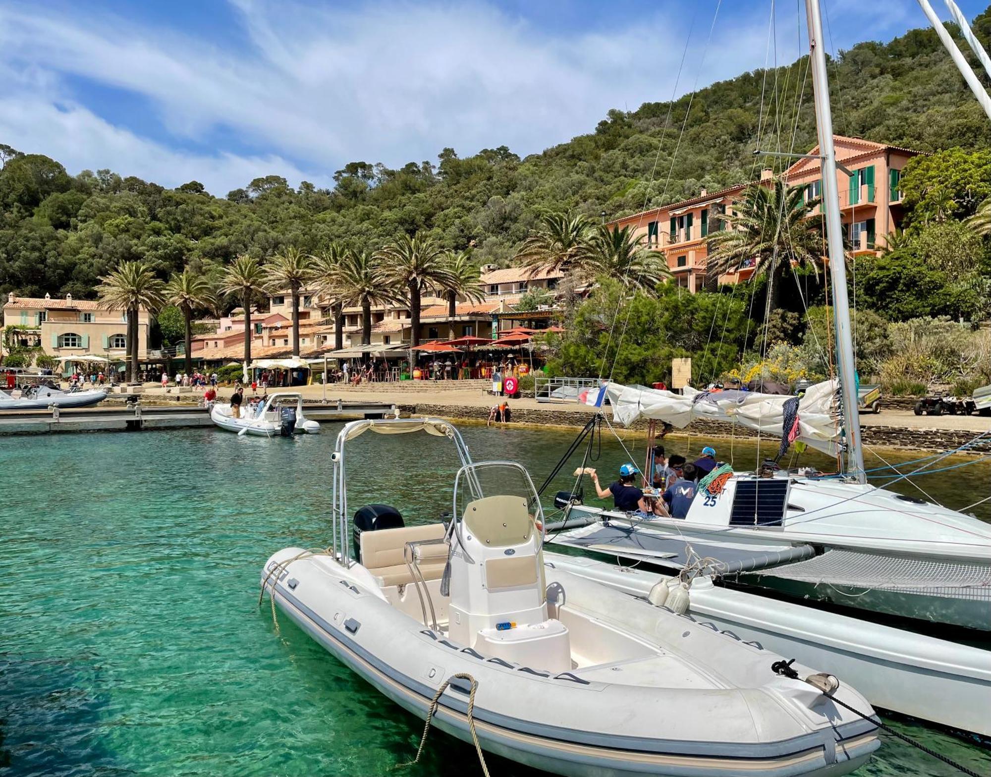 T3 A 300M Plage Avec Piscine Tennis Le Lavandou Extérieur photo